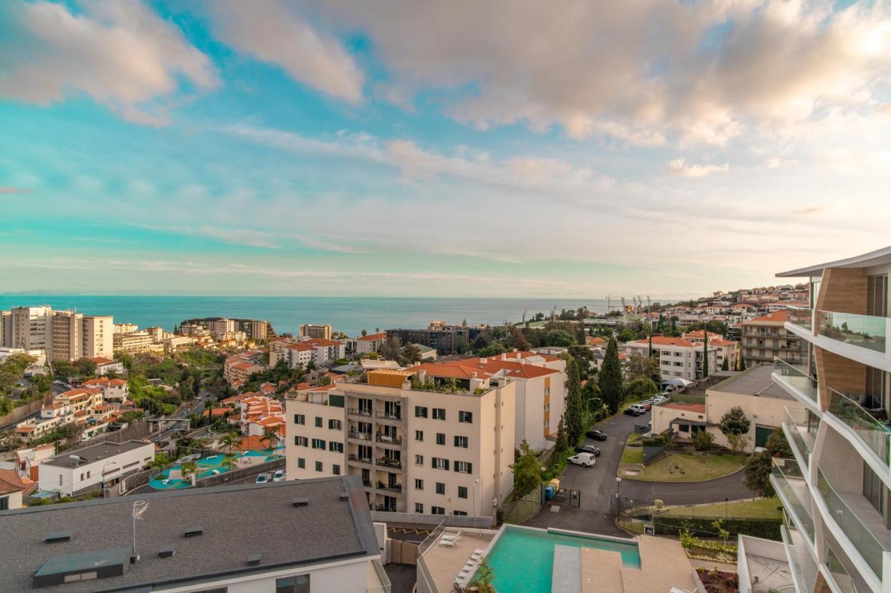 The Place Funchal  Buitenkant foto